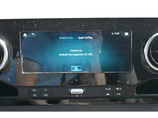 Mercedes-Benz Sprinter 319 CDI 3.0 V6 L2H2 2021 Diesel 7