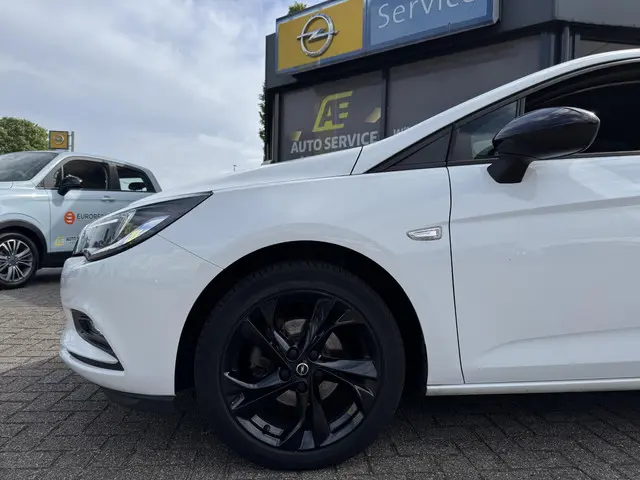 Opel Astra 1.4 Black Edition 2018 Benzine 4