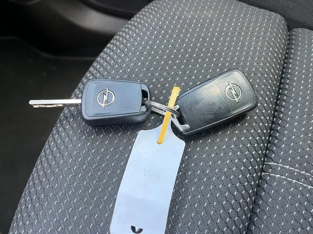 Opel Zafira Tourer 1.4 Berlin TREKHAAK 2014 Benzine 17