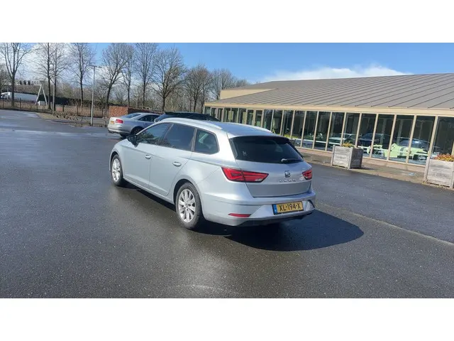 SEAT Leon ST 1.0 TSI 115pk Style 2019 Benzine 4
