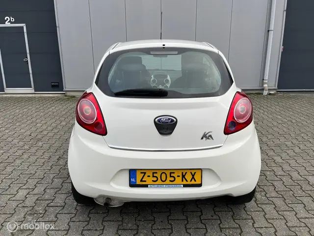 Ford Ka 1.2 Style start/stop 2015 Benzine 4
