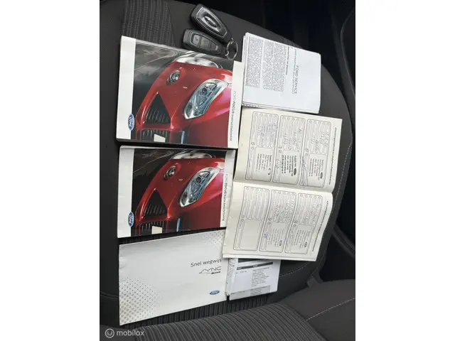 Ford Focus Wagon 1.6 EcoBoost Titanium 2012 Benzine 19