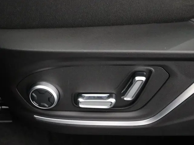 Lynk & Co 01 1.5 2022 Hybride Benzine 17