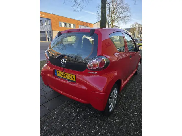 Toyota Aygo 1.0 VVT-i Access 2013 Benzine 13