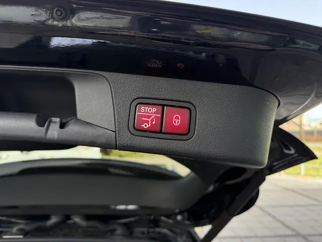 Mercedes-Benz GLB Aut. 180 Sol. AMG Edition 2021 Benzine 16