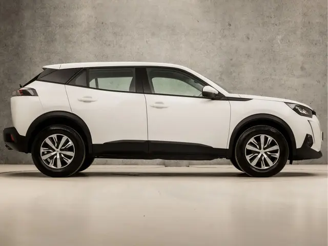 Peugeot 2008 1.2 PureTech Sport 2021 Benzine 4