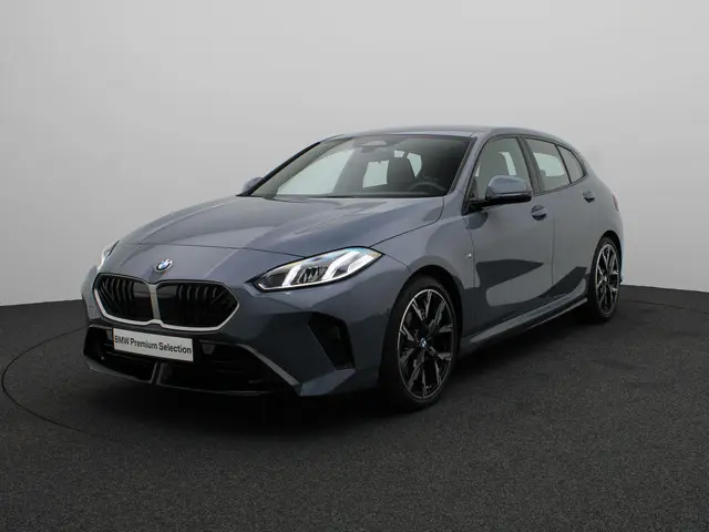 BMW 1 Serie 120 2025 Benzine 21