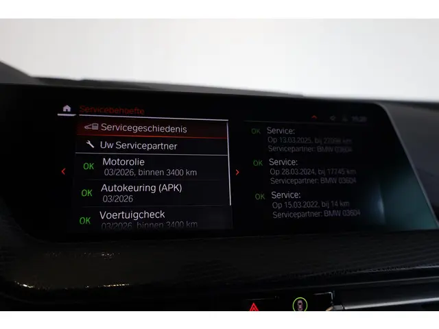 BMW 1 Serie 5-deurs 118i 2022 Benzine 16