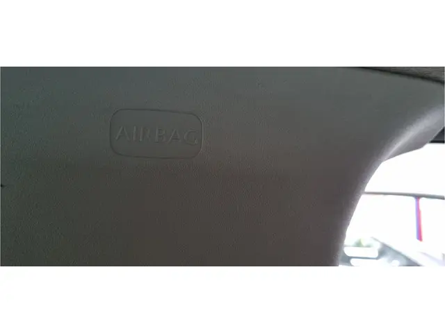 Opel Combo Tour 1.2 Turbo L2H1 Edition 7p. 2020 Benzine 34