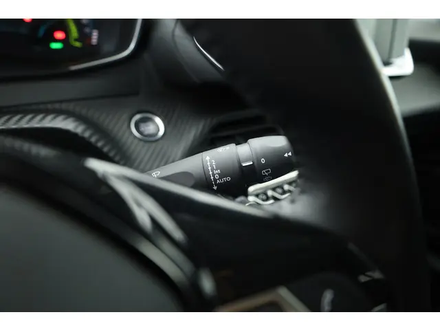 Peugeot e-2008 EV Allure 50 kWh 2021 Elektrisch 12