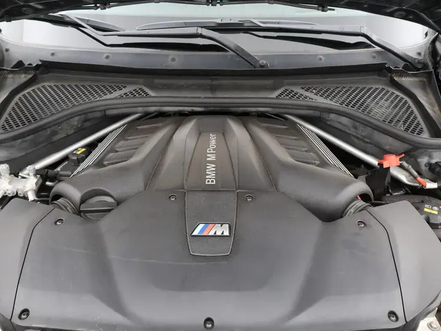 BMW X5 M 4.4 V8 576 PK 2017 Benzine 37