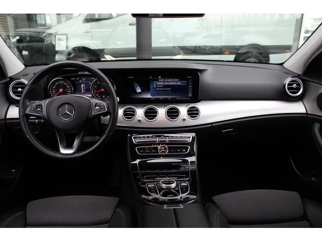 Mercedes-Benz E-Klasse Estate 200 Premium 2018 Benzine 11