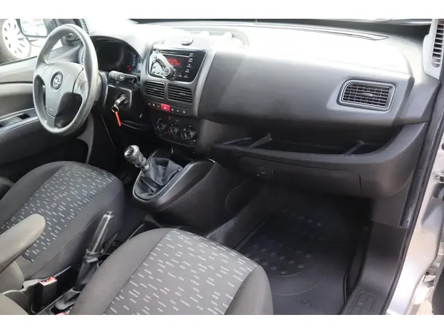 Opel Combo 1.6 CDTi L2H1 Sport 2017 Diesel 9