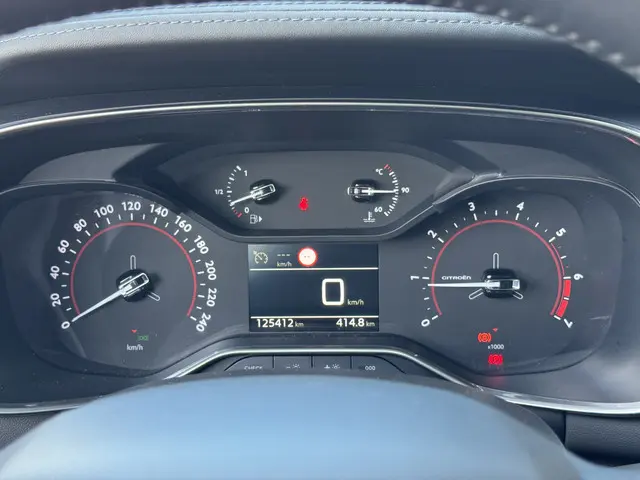 Citroën C5 Aircross 1.2 PureTech Live 2019 Benzine 28