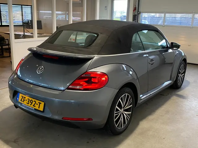 Volkswagen Beetle Cabrio 1.2 TSI Automaat 2016 Benzine 3