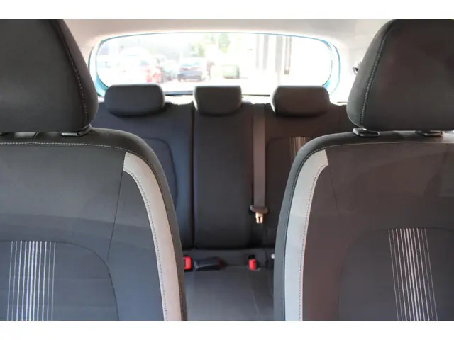 Hyundai i10 1.0 2021 Benzine 32