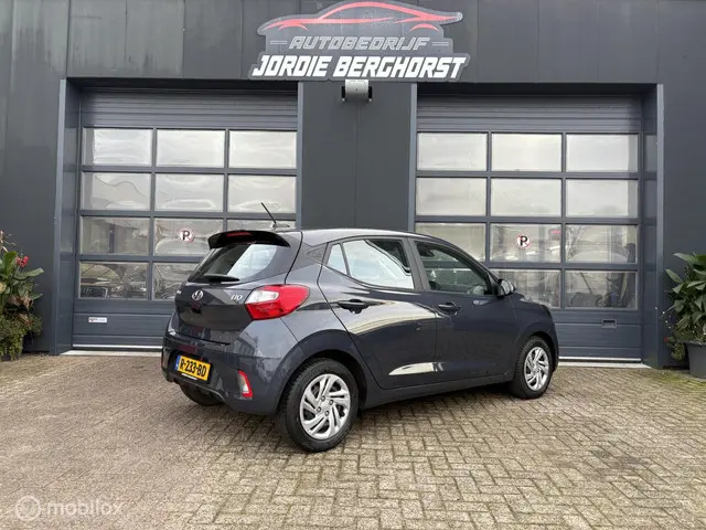 Hyundai i10 1.0 Comfort Automaat! 2022 Benzine 4
