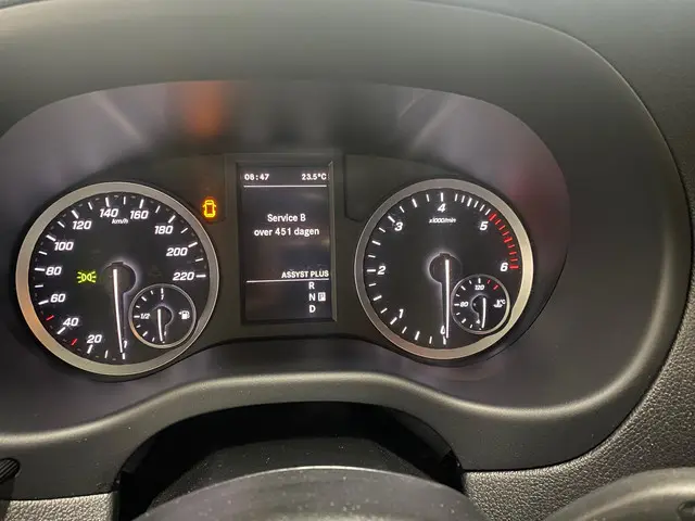 Mercedes-Benz Vito 116 CDI Lang 2022 Diesel 25