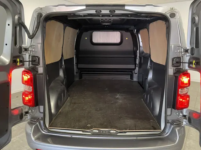Opel Vivaro 2.0 CDTI L2H1 Innovation 2020 Diesel 13
