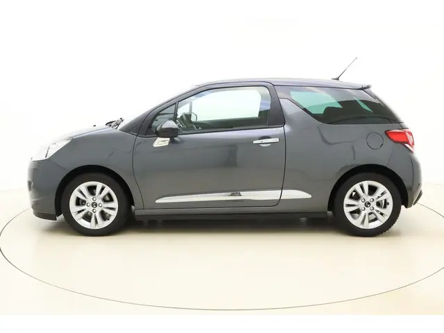 DS DS 3 1.2 PureTech 110pk So Red 2015 Benzine 5