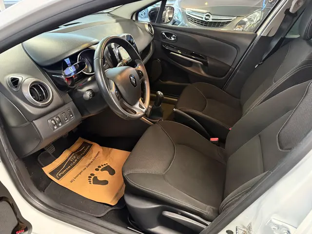 Renault Clio Estate 0.9 TCe Night&Day 2015 Benzine 7