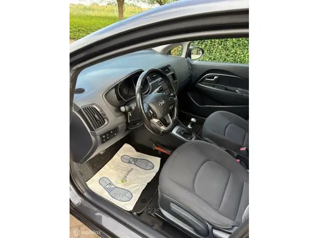 Kia Rio 1.2 CVVT BusinessLine 2015 Benzine 9