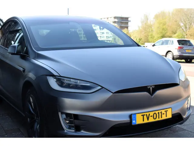 Tesla Model X 75D Base 2018 Elektrisch 20