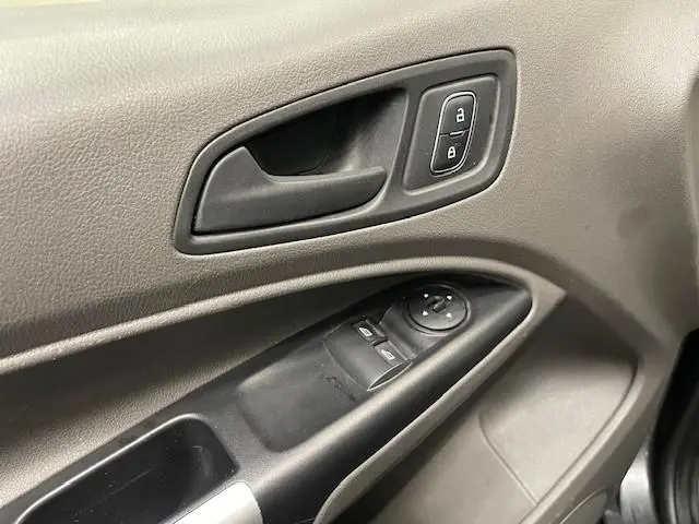 Ford Transit Connect 1.5 EcoBlue L2 Trend 2023 Diesel 13