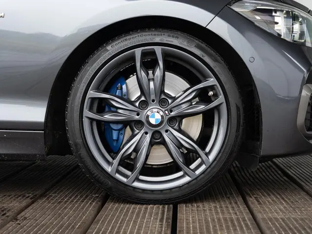 BMW 1 Serie M140i 2020 Benzine 9