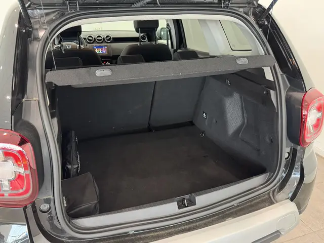 Dacia Duster 1.3 TCe 150 Prestige 2021 Benzine 12