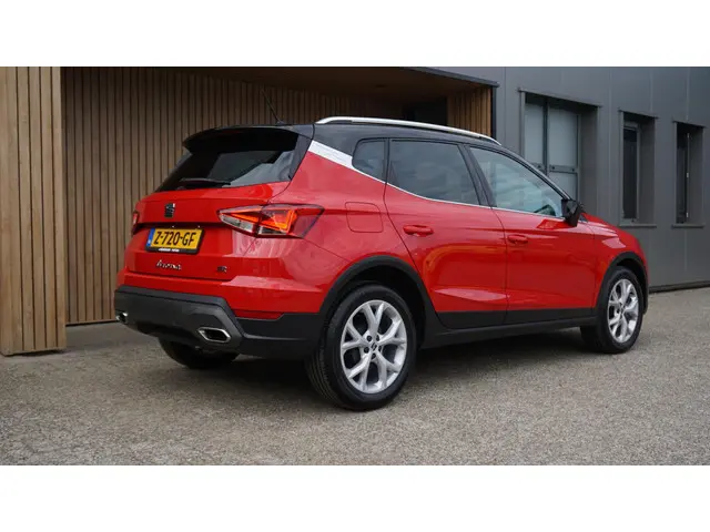 SEAT Arona 1.0 TSI 95pk FR-Line 2024 Benzine 5