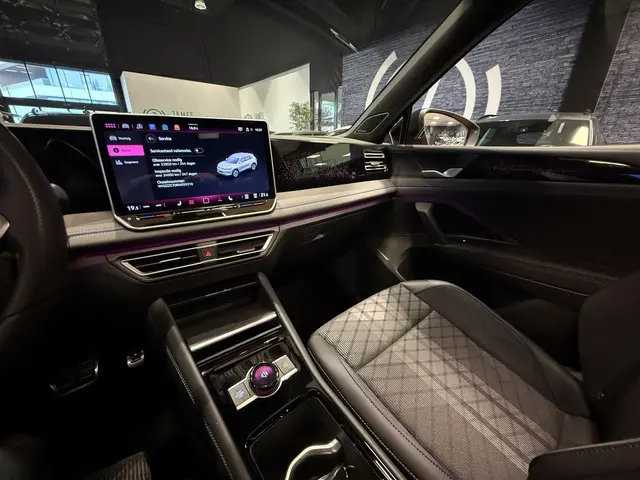 Volkswagen Tiguan 1.5 eTSI R-Line Edition 2024 Benzine 14