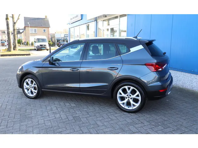 SEAT Arona 1.0 TSI FR Business Connect 2024 Benzine 3