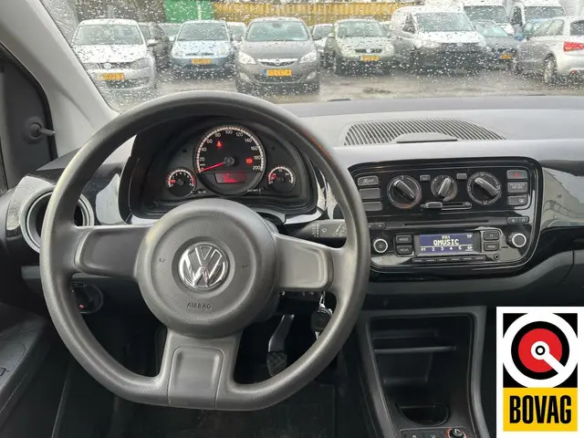 Volkswagen up! 1.0 move up! BlueMotion 2014 Benzine 7