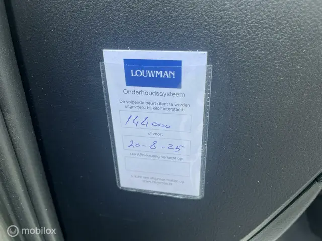 Lexus NX 300h AWD President Line 2014 Hybride Benzine 17