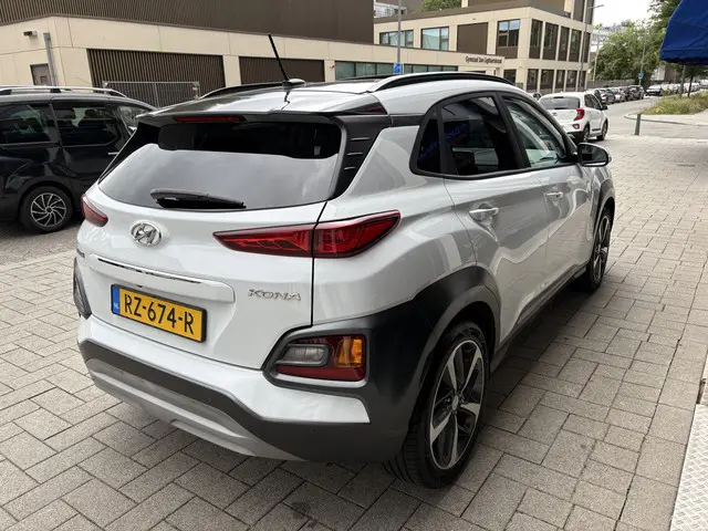 Hyundai Kona 1.0T Premium- NL AUTO. 2018 Benzine 4