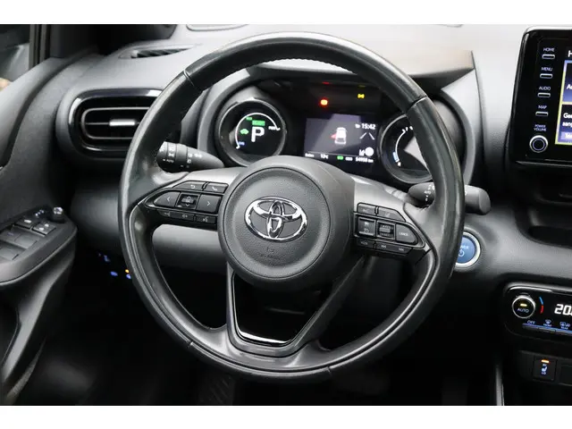 Toyota Yaris 1.5 Hybrid Executive 2021 Hybride Benzine 34