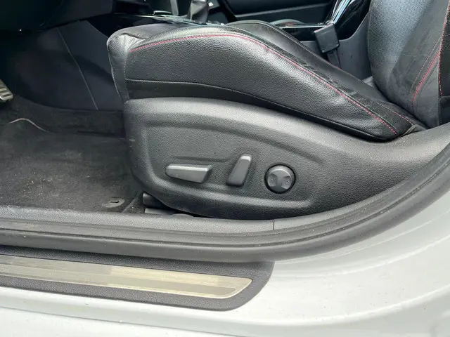 Kia ProCeed 1.6 T-GDI GT Apple Carplay PDC 2019 Benzine 25
