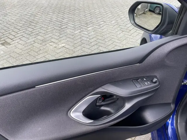 Toyota Yaris 1.0 VVT-i Active 2022 Benzine 9