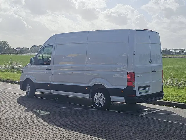 Volkswagen Crafter 35 2.0 2023 Diesel 6