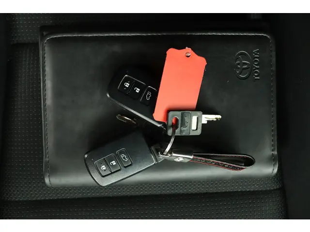 Toyota RAV4 2.5 Hybrid AWD Style 2018 Hybride Benzine 11