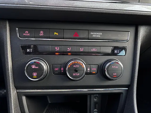 SEAT Leon ST 1.4 EcoTSI FR Connect 2017 Benzine 15