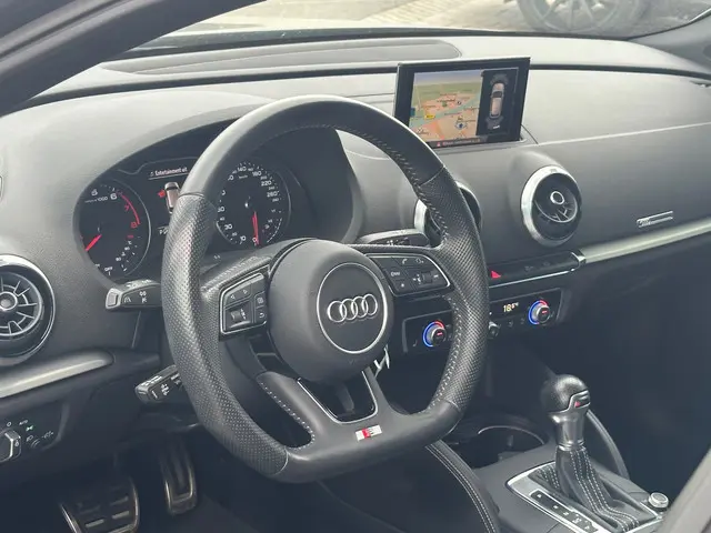 Audi A3 Sportback 35 TFSI S-LINE STOELVERW/ 2019 Benzine 9