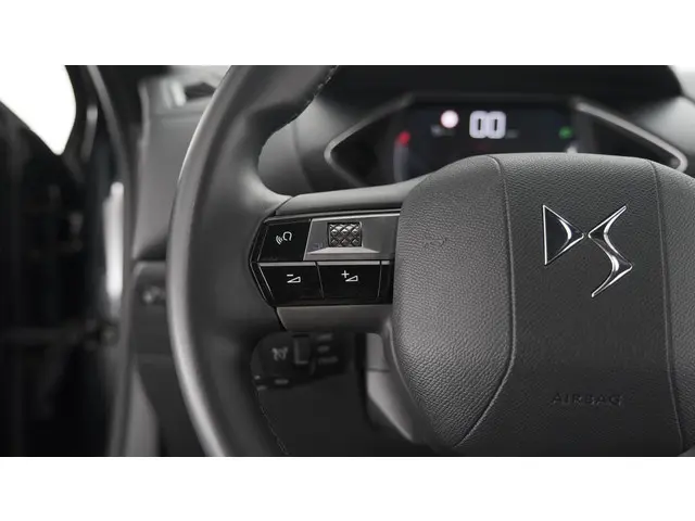 DS DS 3 Crossback PureTech 100 Montmartre 2022 Benzine 20