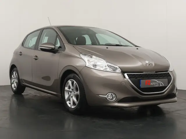 Peugeot 208 1.4 VTi Active 2013 Benzine 7