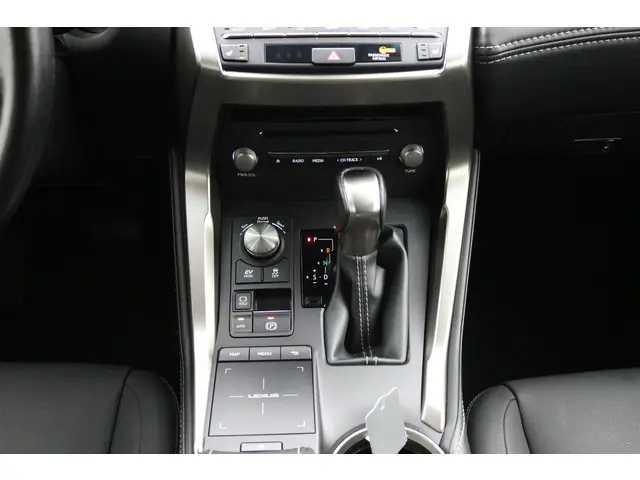 Lexus NX 300h AWD Sport Edition 2020 Hybride Benzine 27