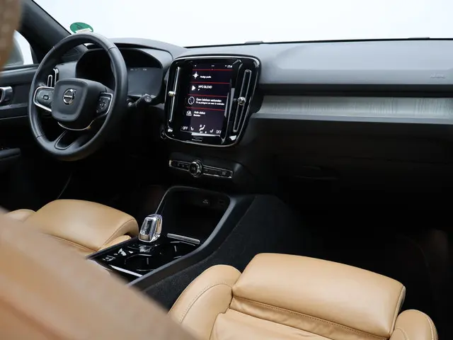 Volvo XC40 T4 Recharge Inscription 2021 Hybride Benzine 3