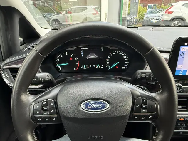Ford Fiesta 1.0 EcoBoost Vignale 2018 Benzine 7