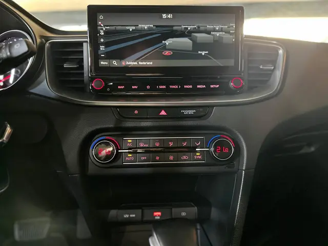Kia XCeed 1.5 T-GDI MHEV DynamicLine 2022 Benzine 16