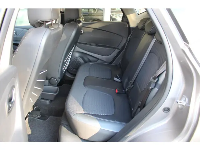 Renault Captur 1.2 TCe Dynamique 2017 Benzine 27